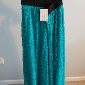 LulaRoe Lucy skirt